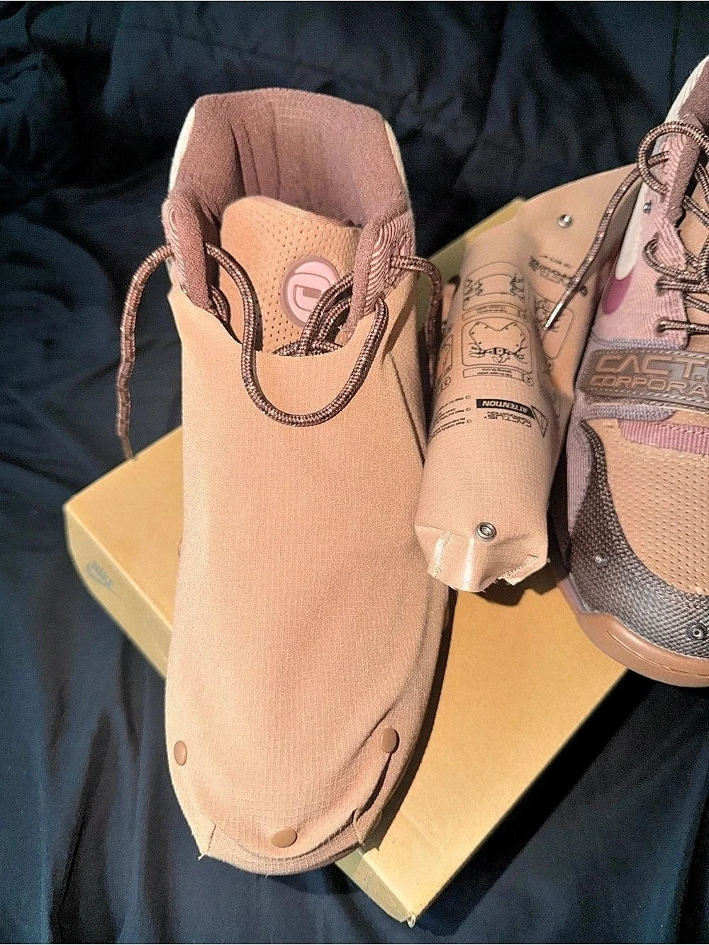 Nike Cactus Corporation Pink & Brown Sneakers
